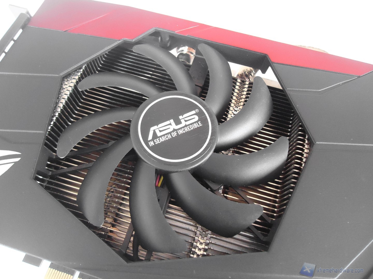 ASUS GTX 980 Poseidon 19