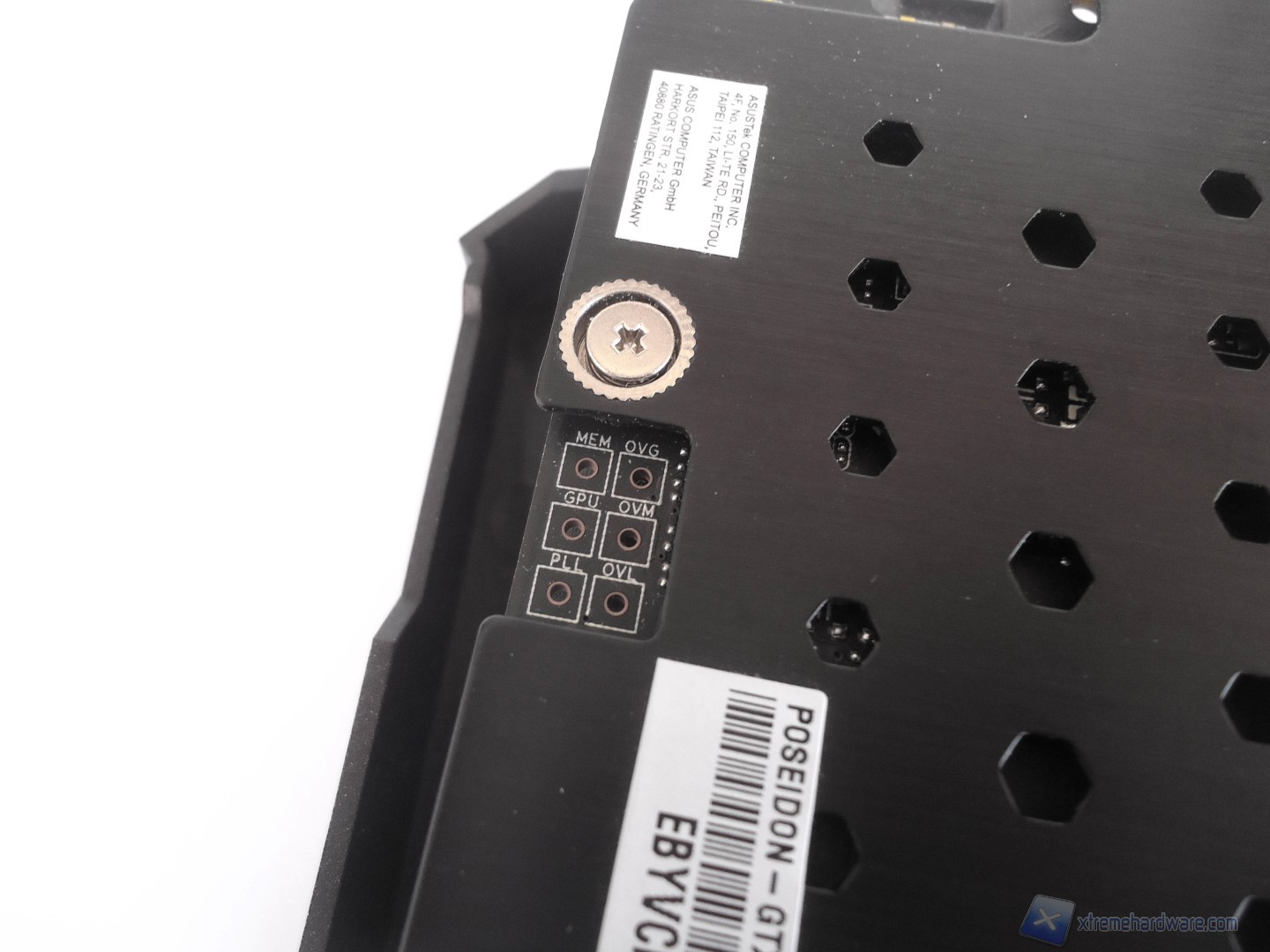 ASUS GTX 980 Poseidon 31