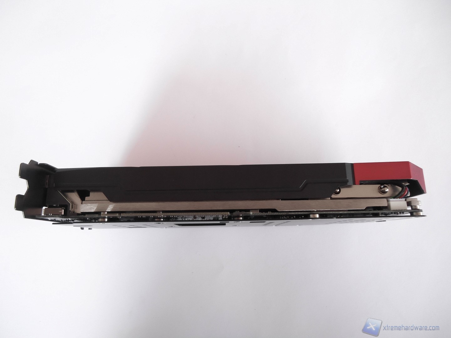 ASUS GTX 980 Poseidon 34
